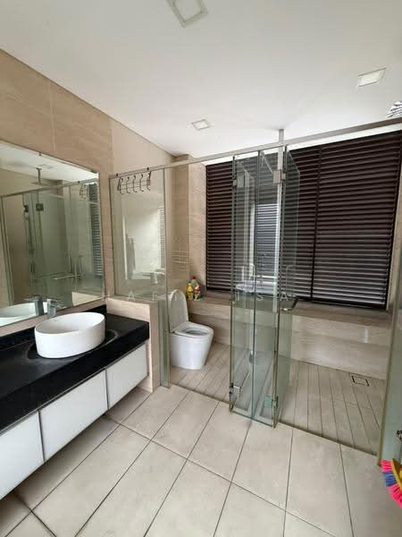 Link Bungalow for Sale in Elmina Gardens (Sungai Buloh) - Hafiz Isa - Bathroom - PropertyGuru.com.my