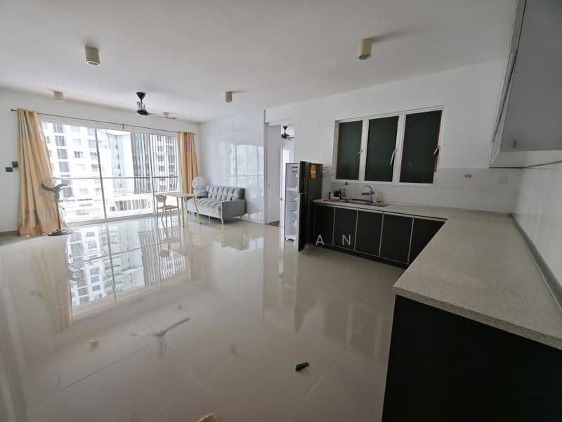 Kediaman Servis untuk Disewa di Ritze Perdana 2 - Ben Tan - Living Room - PropertyGuru.com.my