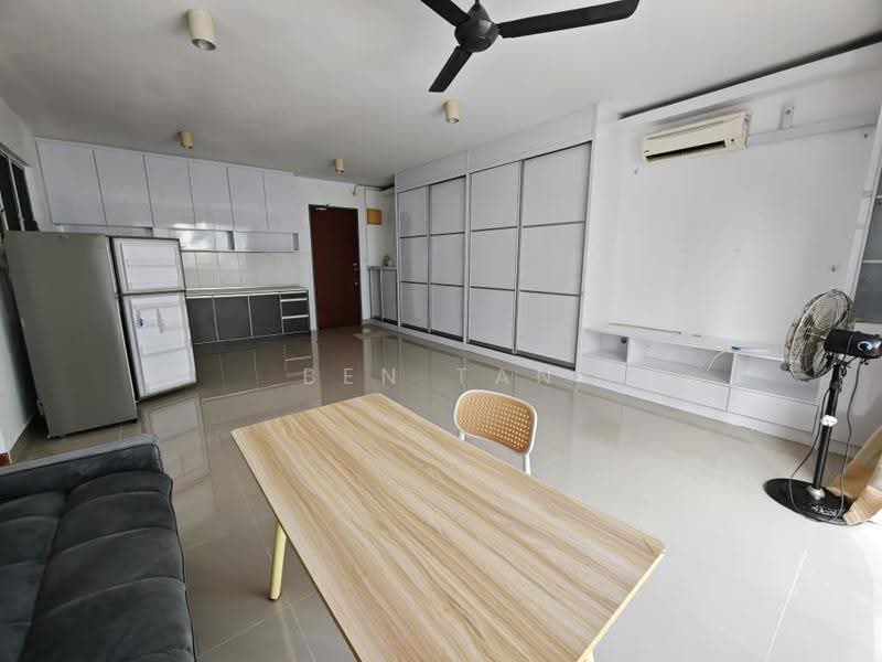 Kediaman Servis untuk Disewa di Ritze Perdana 2 - Ben Tan - Living Room - PropertyGuru.com.my