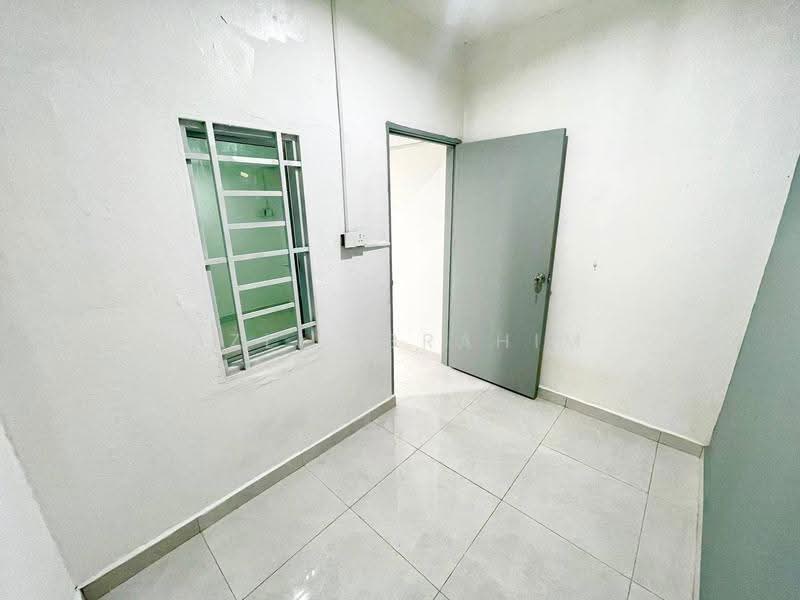 Rumah Teres 2-Tingkat untuk Dijual di Taman Murni (Cheras) - Azli Ibrahim - Interior - PropertyGuru.com.my