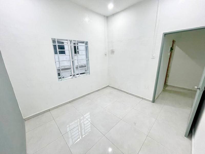 Rumah Teres 2-Tingkat untuk Dijual di Taman Murni (Cheras) - Azli Ibrahim - Interior - PropertyGuru.com.my