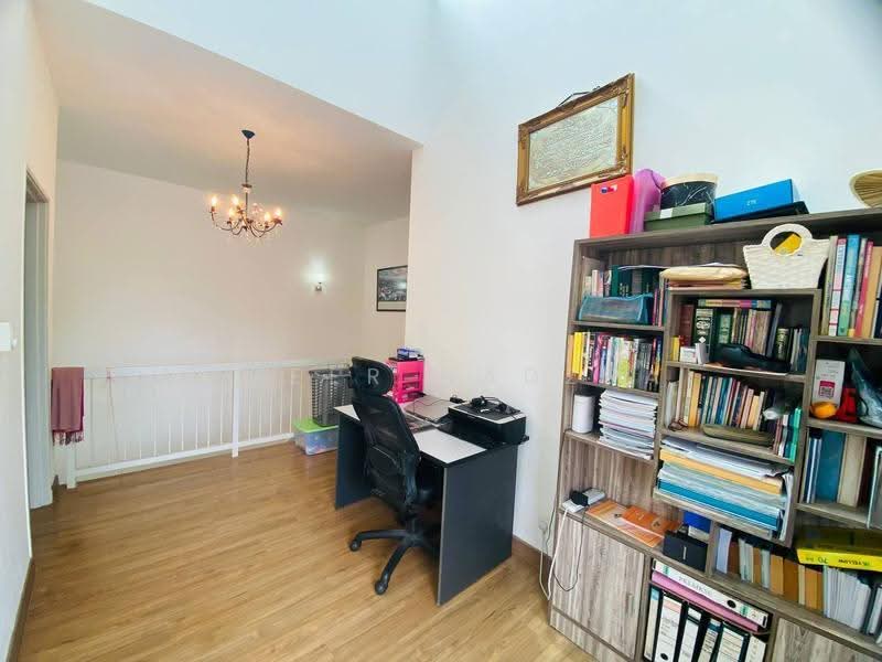 Rumah Teres 2-Tingkat untuk Dijual di Kota Seriemas (Nilai) - Ammeer Nadzrai - Study - PropertyGuru.com.my