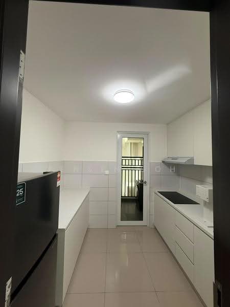 Service Residence for Rent at Vista Tiara (MBW Bay) - Jensen Goh - Kitchen - PropertyGuru.com.my
