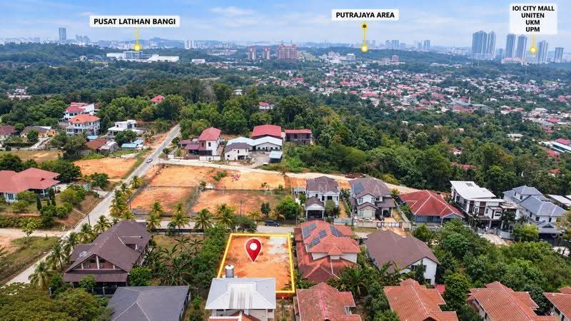 Residential Land for Sale in Kampung Dato Abu Bakar Baginda (Dengkil) - Asri Annuar - Exterior - PropertyGuru.com.my