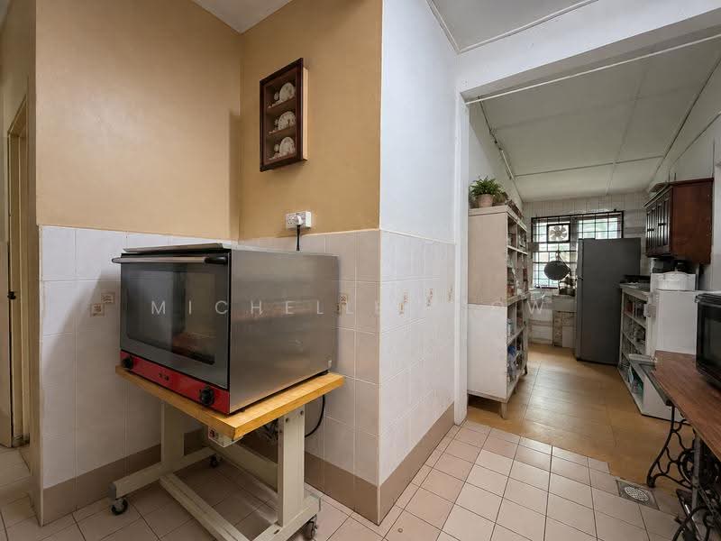Rumah Teres 1.5-Tingkat untuk Dijual di Bandar Tun Hussein Onn (Cheras) - Michelle Siow - Kitchen - PropertyGuru.com.my
