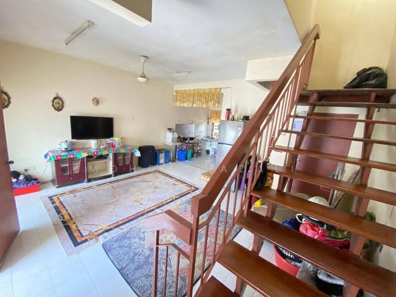 2-storey Terraced House for Sale in Jenjarom (Selangor) - Mohd Ghazali - Living Room - PropertyGuru.com.my