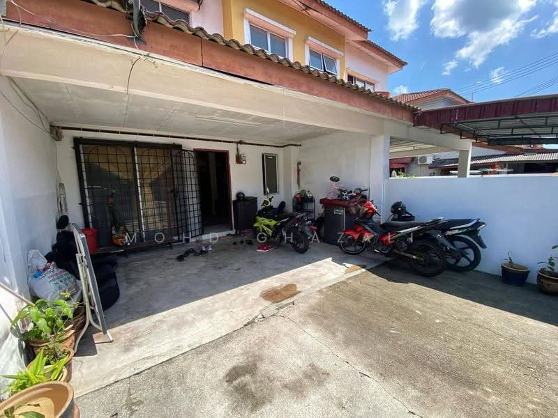 2-storey Terraced House for Sale in Jenjarom (Selangor) - Mohd Ghazali - Exterior - PropertyGuru.com.my