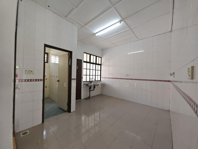 Rumah Teres 1.5-Tingkat untuk Dijual di Taman Molek (Johor Bahru) - Jennie Ooi - Kitchen - PropertyGuru.com.my