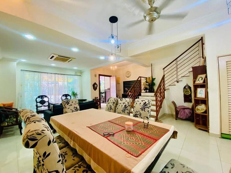 2-storey Terraced House for Sale in Sering Ukay (Ampang) - Ammeer Nadzrai - Living Room - PropertyGuru.com.my