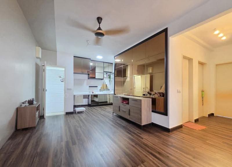 Pangsapuri untuk Dijual di Harmoni @ Eco Majestic - Mohd Ghazali - Living Room - PropertyGuru.com.my