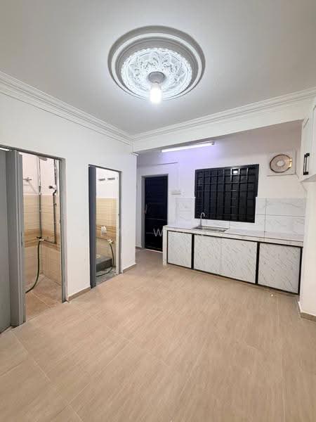 2-storey Terraced House for Sale in Permas Jaya (Johor) - Zen Wong - Kitchen - PropertyGuru.com.my