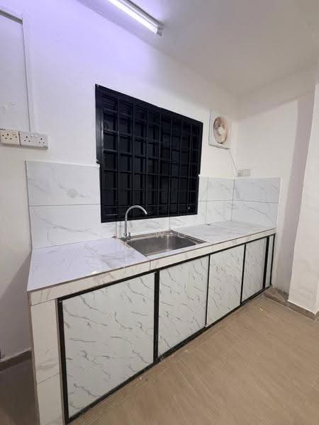 2-storey Terraced House for Sale in Permas Jaya (Johor) - Zen Wong - Kitchen - PropertyGuru.com.my