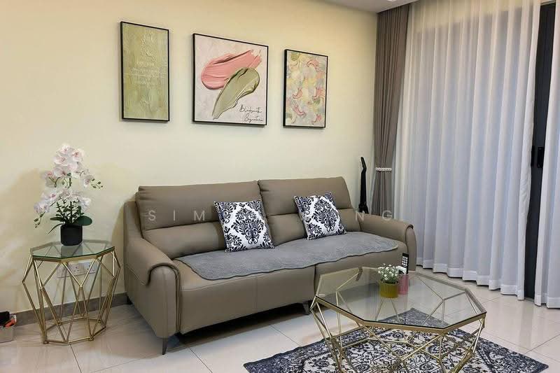 Kediaman Servis untuk Dijual di R&F Princess Cove Phase 1 - Simon Wang - Living Room - PropertyGuru.com.my