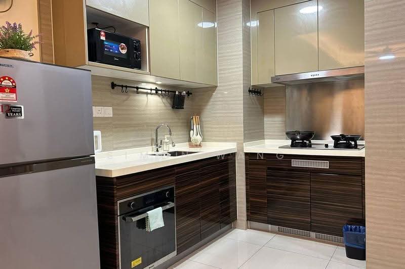 Kediaman Servis untuk Dijual di R&F Princess Cove Phase 1 - Simon Wang - Kitchen - PropertyGuru.com.my