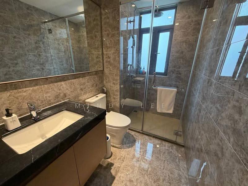 Kondominium untuk Dijual di R&F Princess Cove Phase 2-Seine Region - Mindy Lee - Bathroom - PropertyGuru.com.my