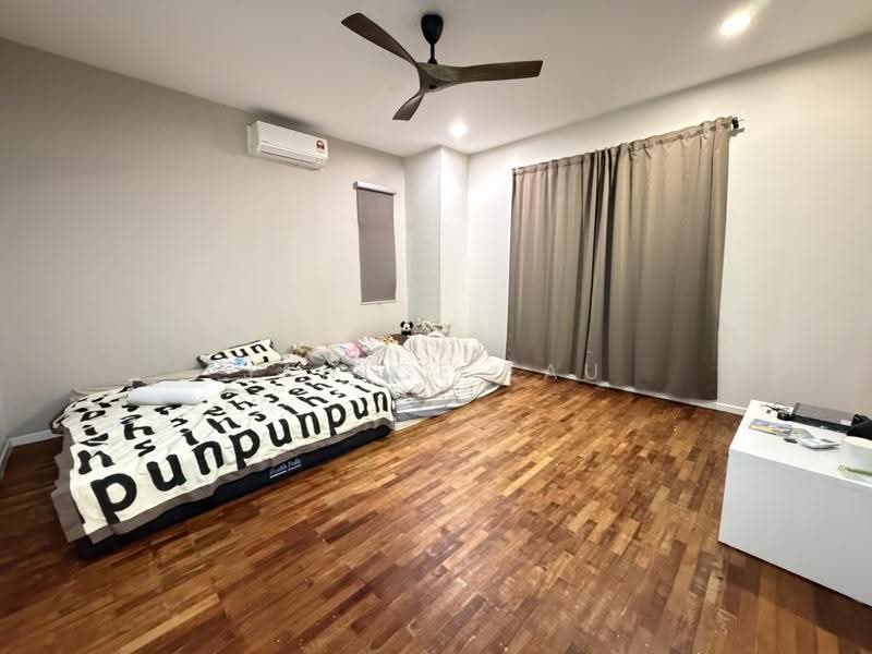 Semi-Detached House for Sale in Bukit Sungai Long (Bandar Sungai Long) - Janice Lau - Bedroom - PropertyGuru.com.my
