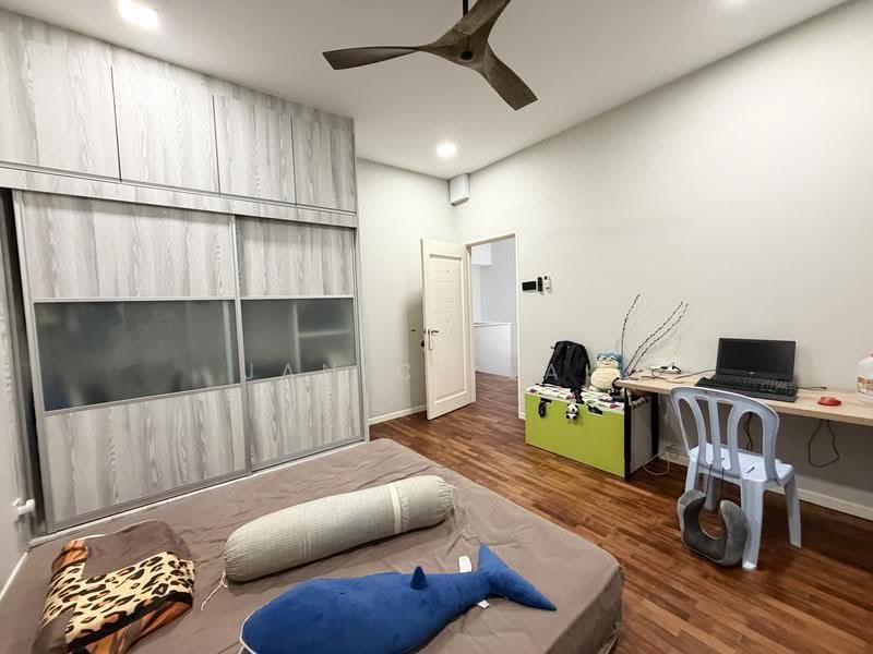 Semi-Detached House for Sale in Bukit Sungai Long (Bandar Sungai Long) - Janice Lau - Bedroom - PropertyGuru.com.my