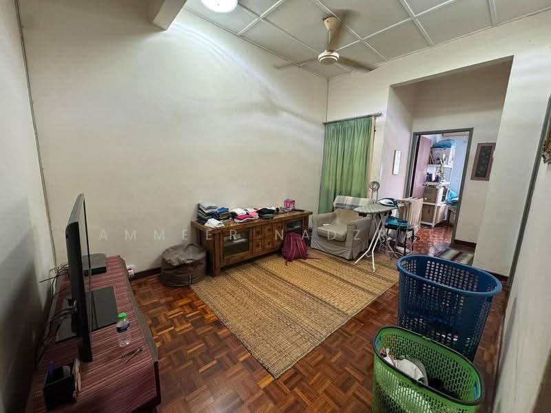2.5-storey Terraced House for Sale in Setiawangsa (Kuala Lumpur) - Ammeer Nadzrai - Living Room - PropertyGuru.com.my