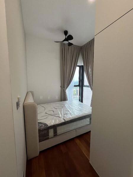 Kediaman Servis untuk Disewa di Senada Residence @ KLGCC Resort - Rex Tan - Bedroom - PropertyGuru.com.my