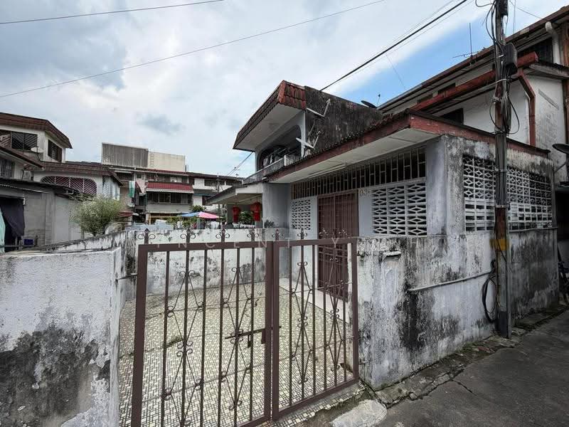 2.5-storey Terraced House for Sale in Setapak (Kuala Lumpur) - Vincent Yeoh - Exterior - PropertyGuru.com.my