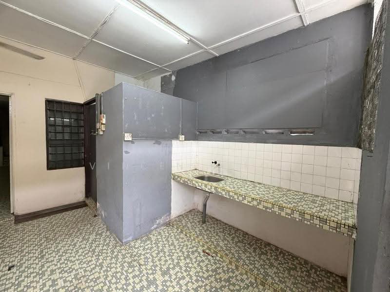 2.5-storey Terraced House for Sale in Setapak (Kuala Lumpur) - Vincent Yeoh - Kitchen - PropertyGuru.com.my