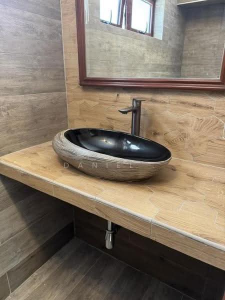 Bungalow House for Sale in Seksyen 5 (Petaling Jaya) - DANIEL . - Bathroom - PropertyGuru.com.my