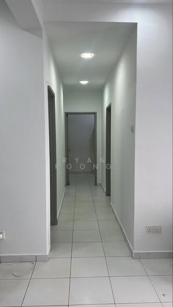 Condominium for Rent at The Golden Triangle Condominium - Ryan Foong - Corridor - PropertyGuru.com.my