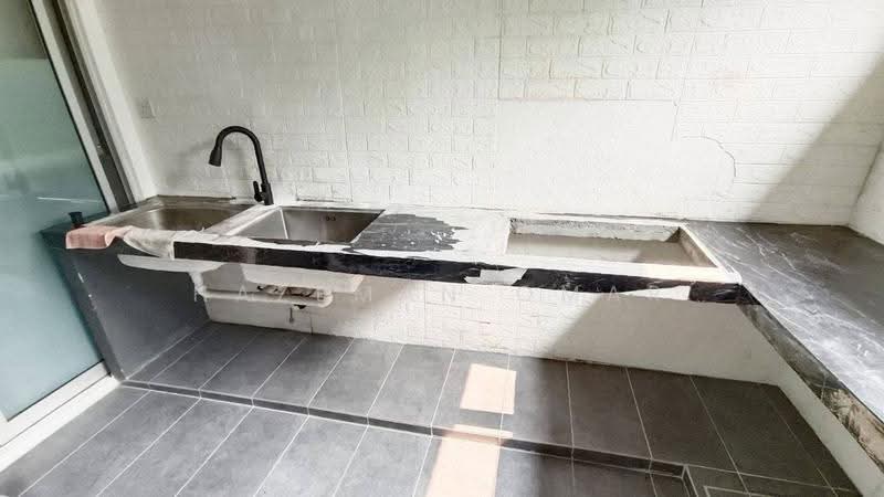 Rumah Teres 2-Tingkat untuk Dijual di Alam Impian (Shah Alam) - Hazeman Omar - Kitchen - PropertyGuru.com.my