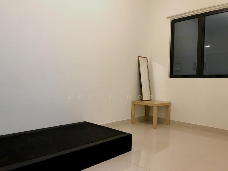 Condominium for Sale at The Z Residence - Ashly Hor - Bedroom - PropertyGuru.com.my