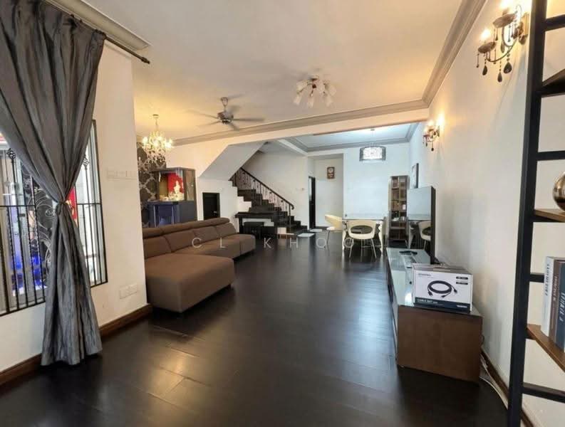 2-storey Terraced House for Sale in Bandar Puteri Puchong (Puchong) - Cl Khoo - Living Room - PropertyGuru.com.my