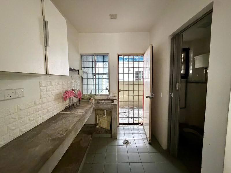 Rumah Teres 2-Tingkat untuk Dijual di TAMAN PUCHONG UTAMA (Puchong) - Mohammad Din Majid - PropertyGuru.com.my
