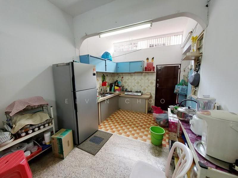 2-storey Terraced House for Sale in Bukit Tengah (Bukit Mertajam) - Elvin Choo - Kitchen - PropertyGuru.com.my