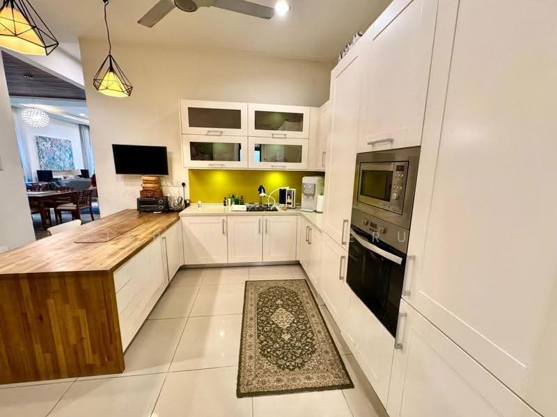 Semi-Detached House for Sale in Desa Sri Hartamas (Sri Hartamas) - Ibrahim Iderus - Kitchen - PropertyGuru.com.my