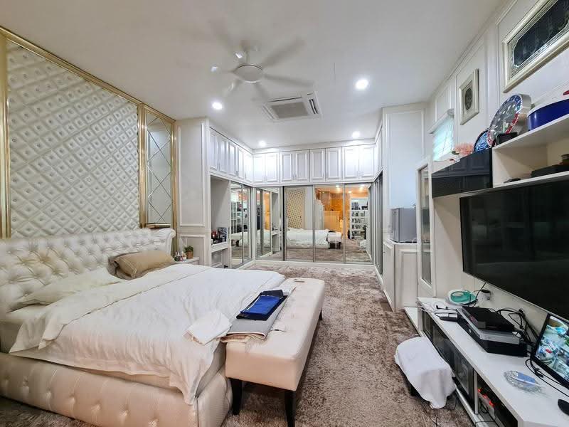 Bungalow House for Sale in Bandar Kinrara Seksyen 2 (Bandar Kinrara) - Venice Chong - Bedroom - PropertyGuru.com.my