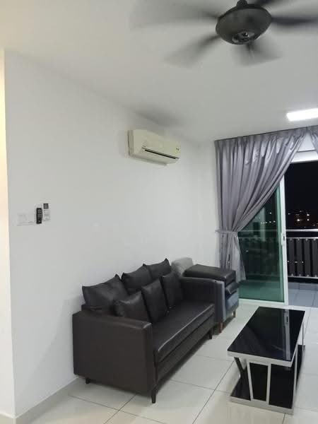 Kediaman Servis untuk Disewa di KSL Residence @ Daya - Au Yong Lucy - Living Room - PropertyGuru.com.my