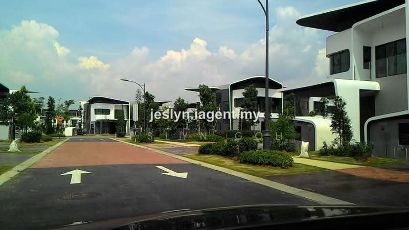 Semi-Detached House for Sale in Lepironia Gardens (Cyberjaya) - Jeslyn Goh - PropertyGuru.com.my