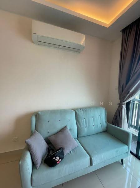 Kediaman Servis untuk Disewa di Molek Regency - Jaclyn Wong - Living Room - PropertyGuru.com.my