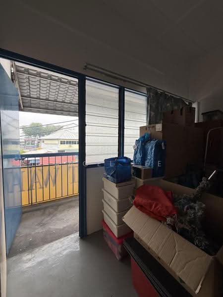 Shop for Rent in Taman Gembira (Jalan Klang Lama (Old Klang Road)) - Angel Lee - Balcony - PropertyGuru.com.my
