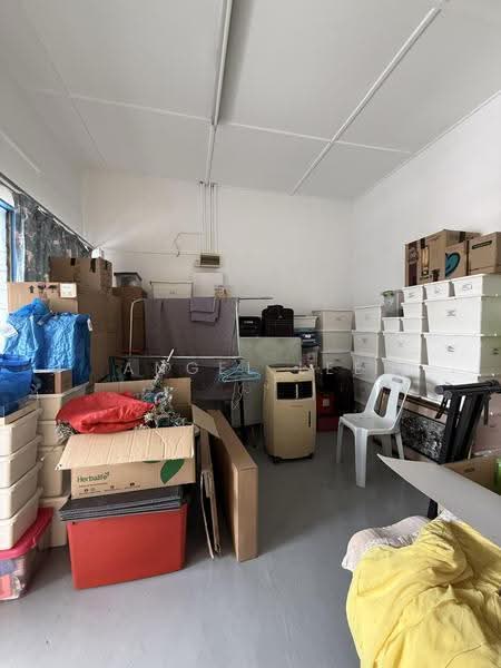 Shop for Rent in Taman Gembira (Jalan Klang Lama (Old Klang Road)) - Angel Lee - Interior - PropertyGuru.com.my