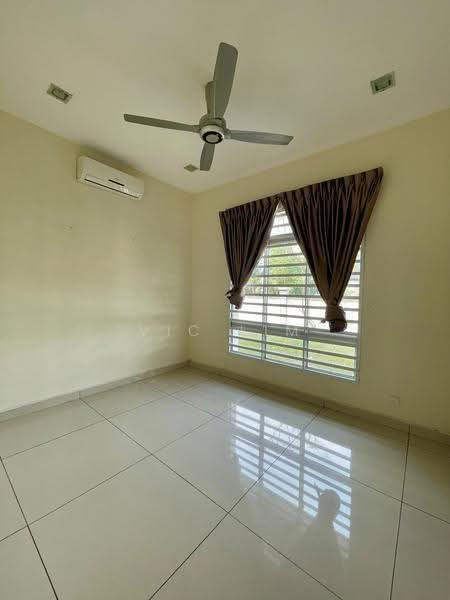 Cluster House for Sale in Taman Kempas Indah (Tebrau) - Vic Lim - PropertyGuru.com.my