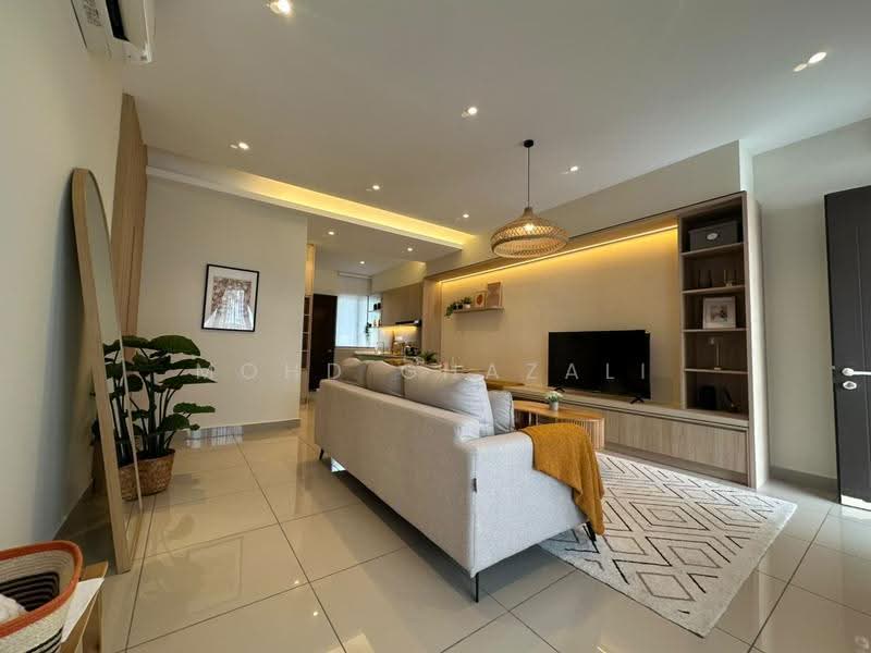 Rumah Teres 2-Tingkat untuk Dijual di Bandar Puncak Alam (Puncak Alam) - Mohd Ghazali - Living Room - PropertyGuru.com.my