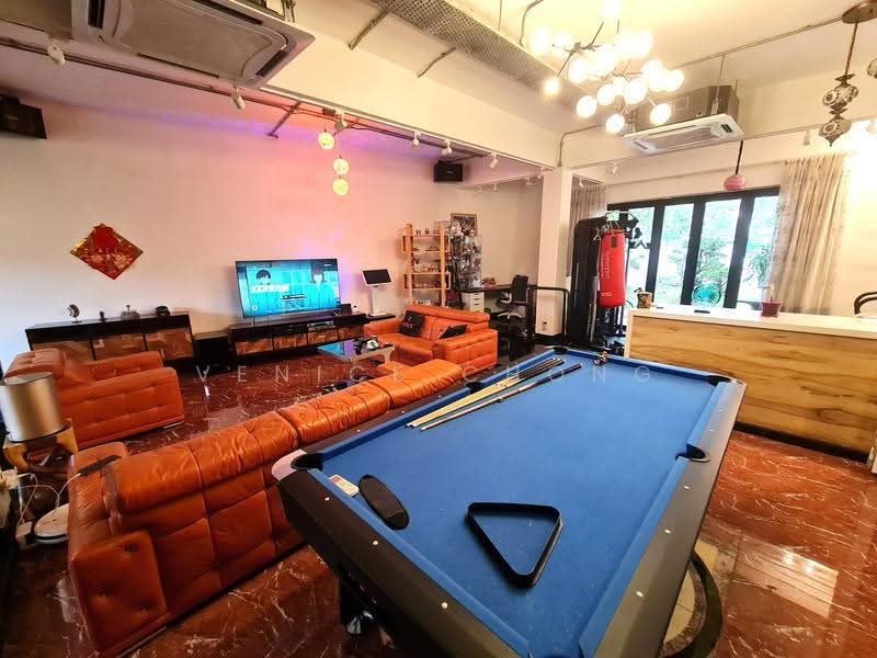 Bungalow House for Sale in Taman Damai Utama (Bandar Kinrara) - Venice Chong - Living Room - PropertyGuru.com.my