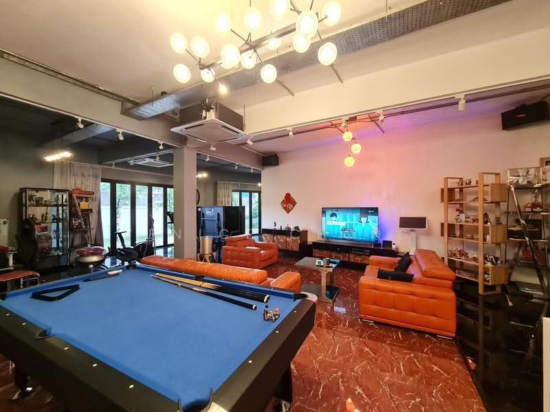 Bungalow House for Sale in Taman Damai Utama (Bandar Kinrara) - Venice Chong - Living Room - PropertyGuru.com.my