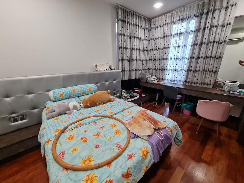 Bungalow House for Sale in Taman Damai Utama (Bandar Kinrara) - Venice Chong - Bedroom - PropertyGuru.com.my