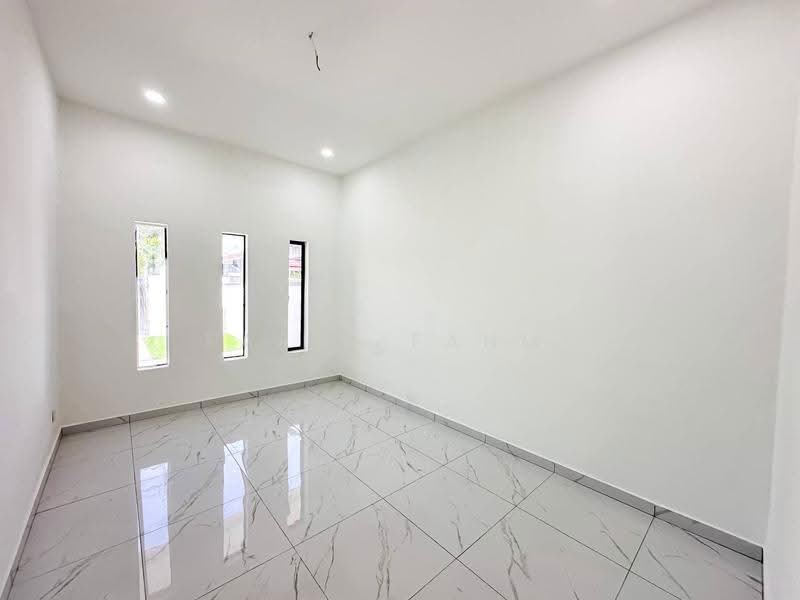 Rumah Teres 1-Tingkat untuk Dijual di Taman Petaling Indah (Klang) - Farid Fahmi - PropertyGuru.com.my