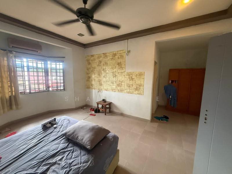 Rumah Teres 2-Tingkat untuk Dijual di Kluang (Johor) - Shanel Tee - Bedroom - PropertyGuru.com.my
