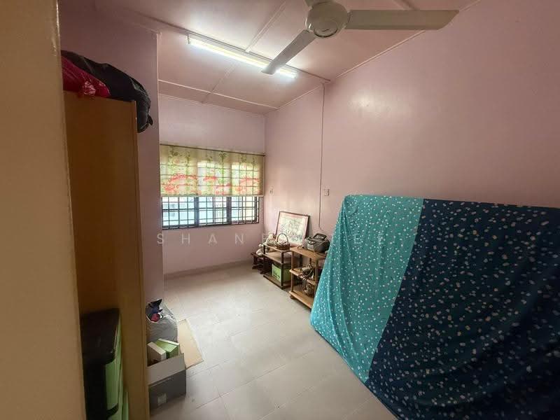 Rumah Teres 2-Tingkat untuk Dijual di Kluang (Johor) - Shanel Tee - Bedroom - PropertyGuru.com.my