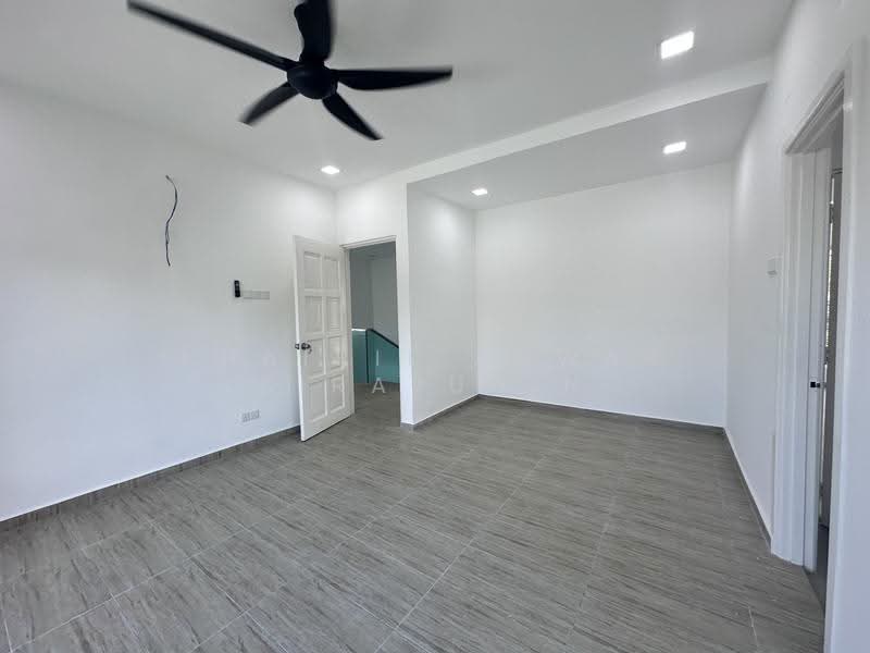 Bungalow House untuk Dijual di Seksyen 3 (Shah Alam) - Khairil Anwar Sirajudin - Interior - PropertyGuru.com.my