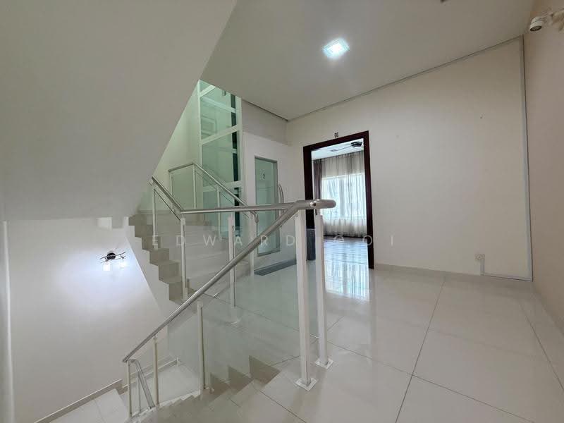 3.5-storey Terraced House for Sale in Duta Suria (Ampang) - Edward Ooi - PropertyGuru.com.my