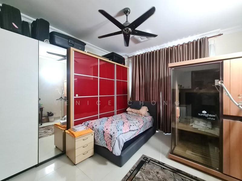 Bungalow House for Sale in Bandar Kinrara (Selangor) - Venice Chong - Bedroom - PropertyGuru.com.my